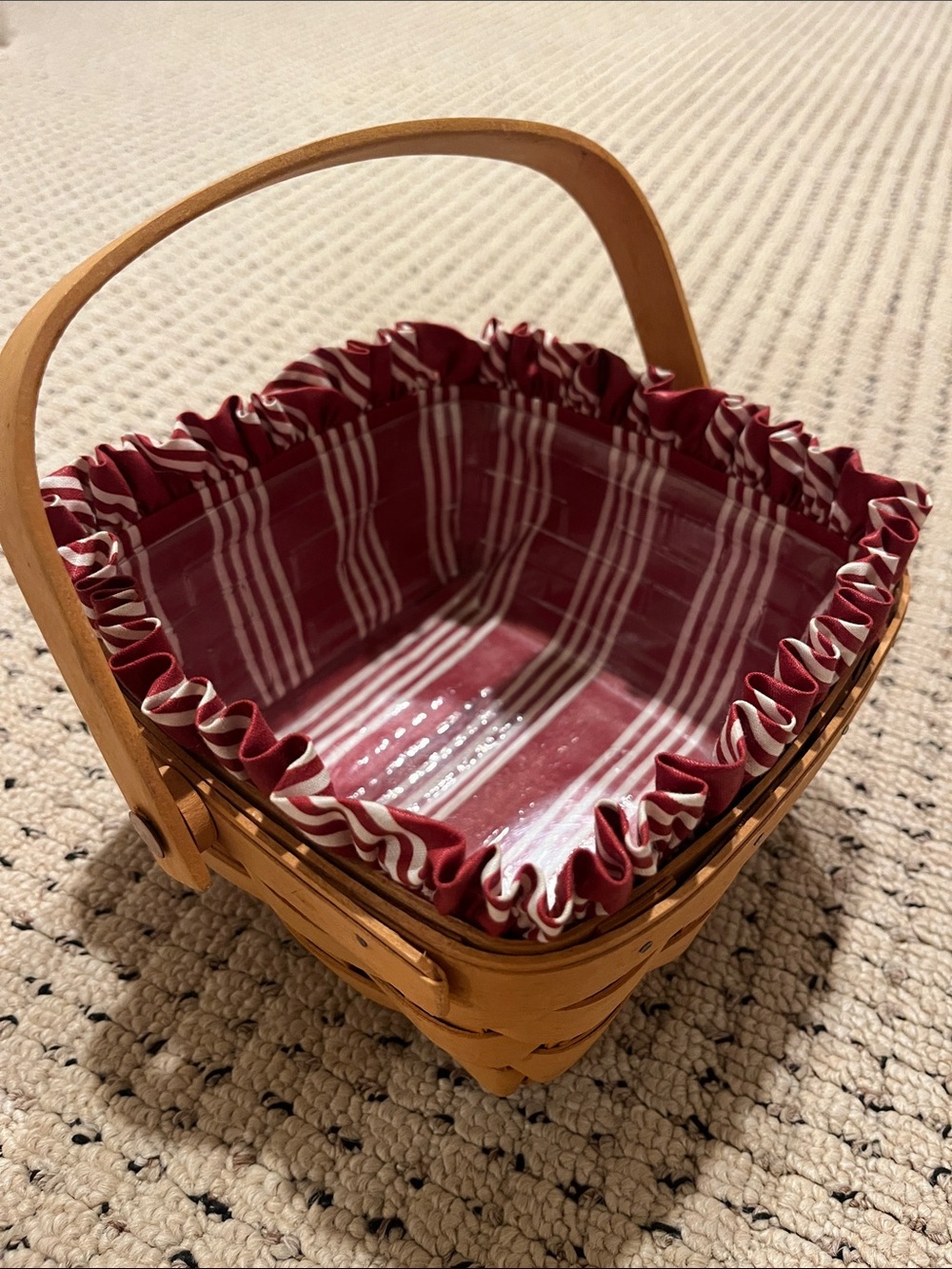 1997 Longaberger Medium Berry Basket